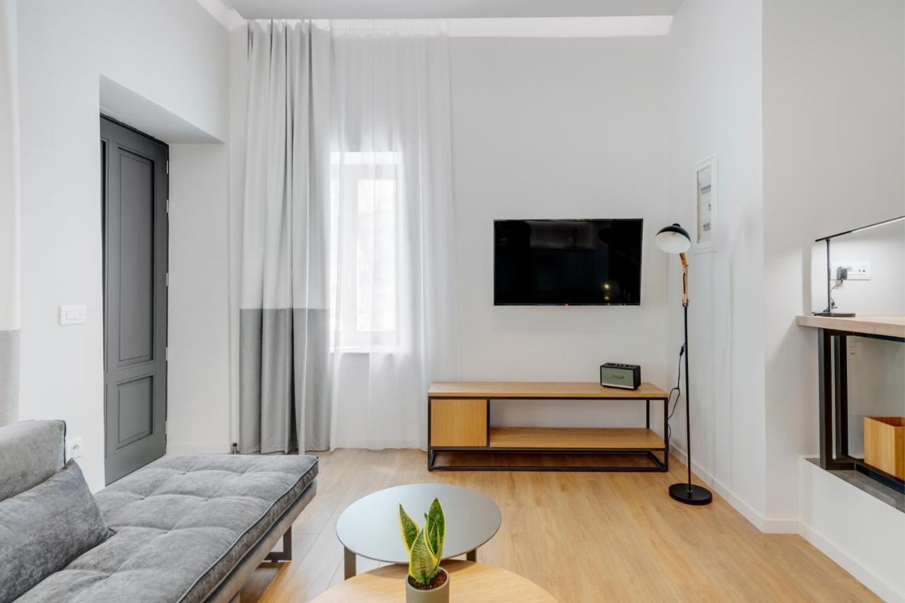 Times Elegant Rooms Ermoupoli Ngoại thất bức ảnh