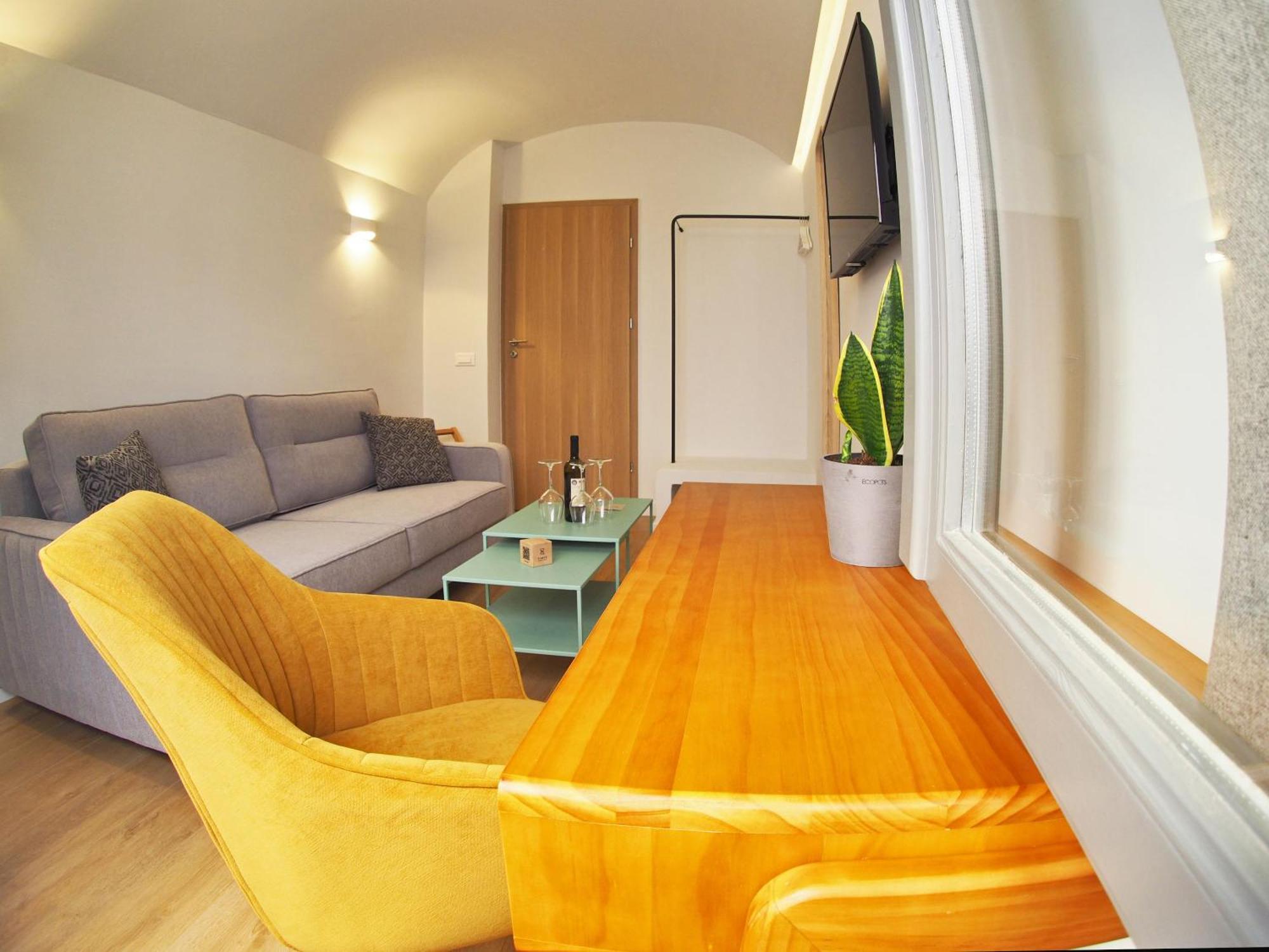Times Elegant Rooms Ermoupoli Ngoại thất bức ảnh